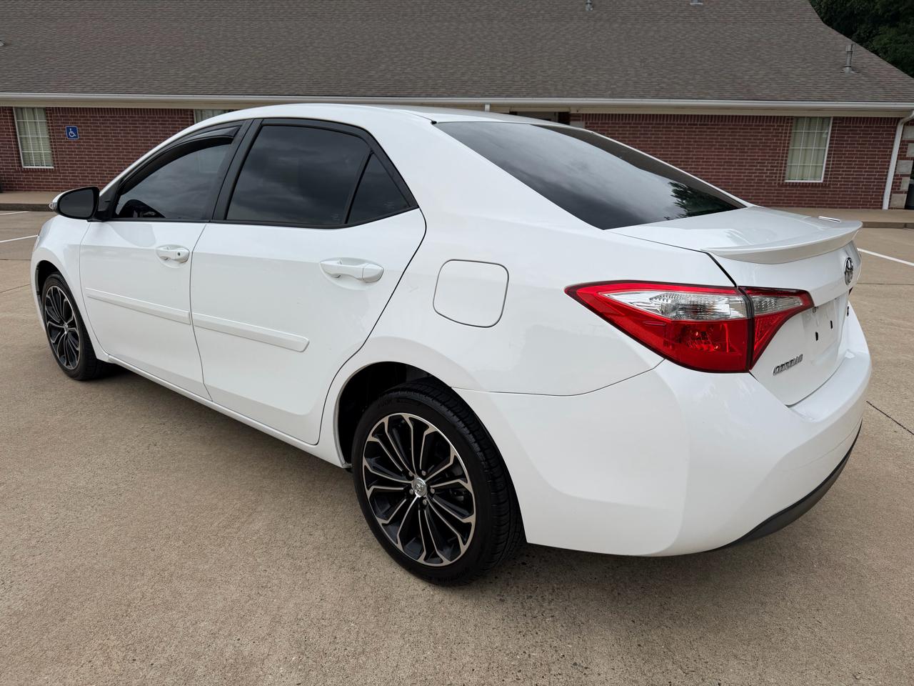Toyota Corolla S Premium CVT 2015