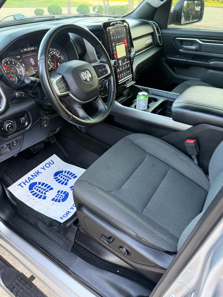 RAM 1500 Big Horn Crew Cab SWB 4WD 2021