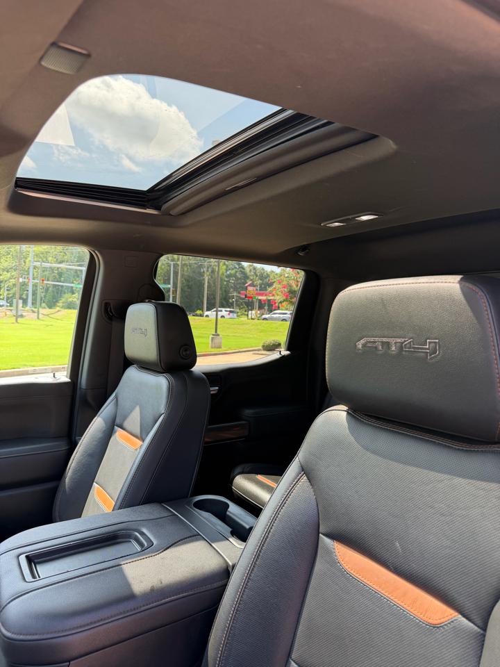 GMC Sierra 1500 AT4 Crew Cab Short Box 4WD 2020
