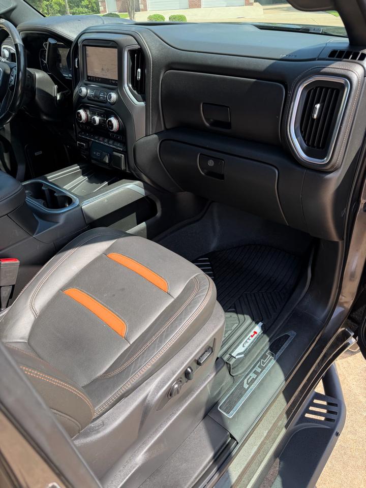 GMC Sierra 1500 AT4 Crew Cab Short Box 4WD 2020