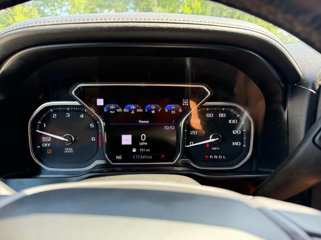 GMC Sierra 1500 AT4 Crew Cab Short Box 4WD 2020