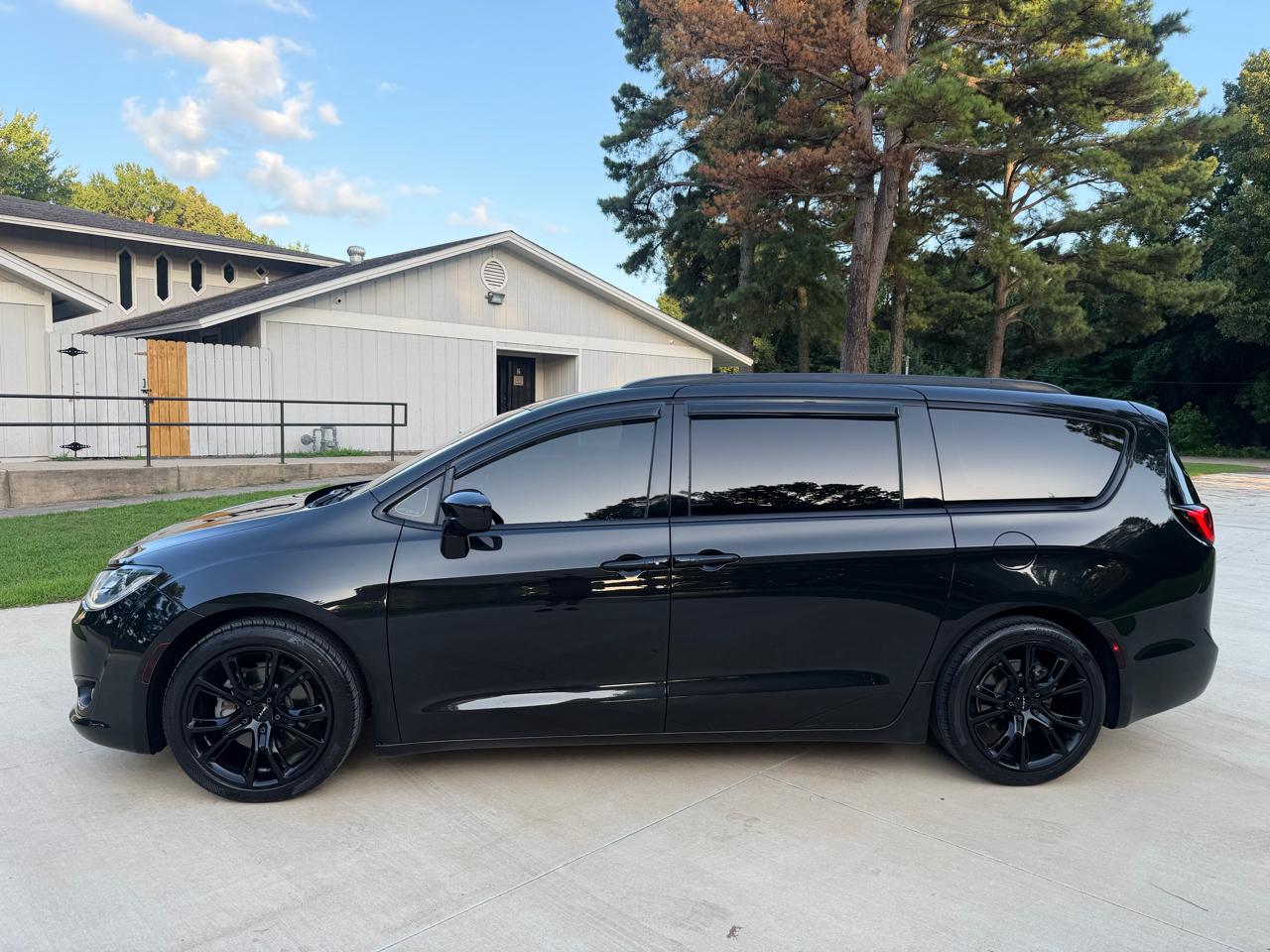 Chrysler Pacifica Touring-L 2018