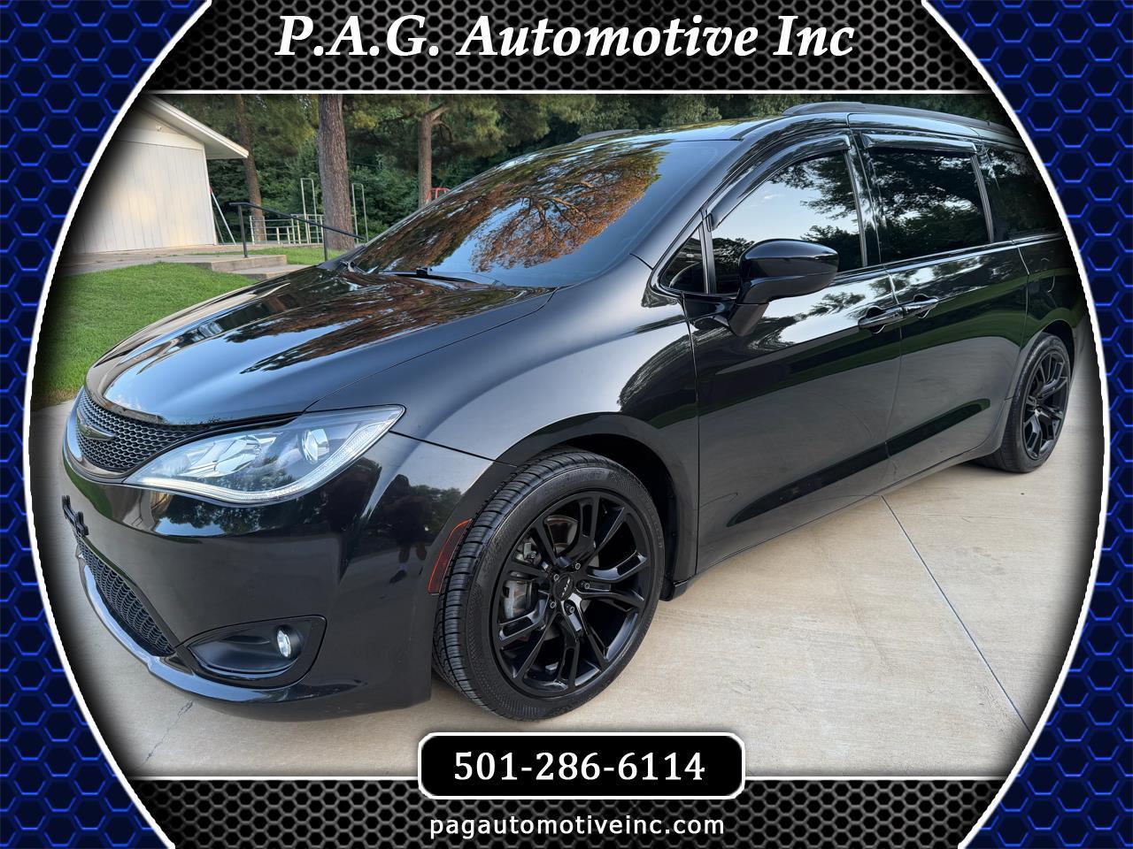 2018 Chrysler Pacifica Touring-L