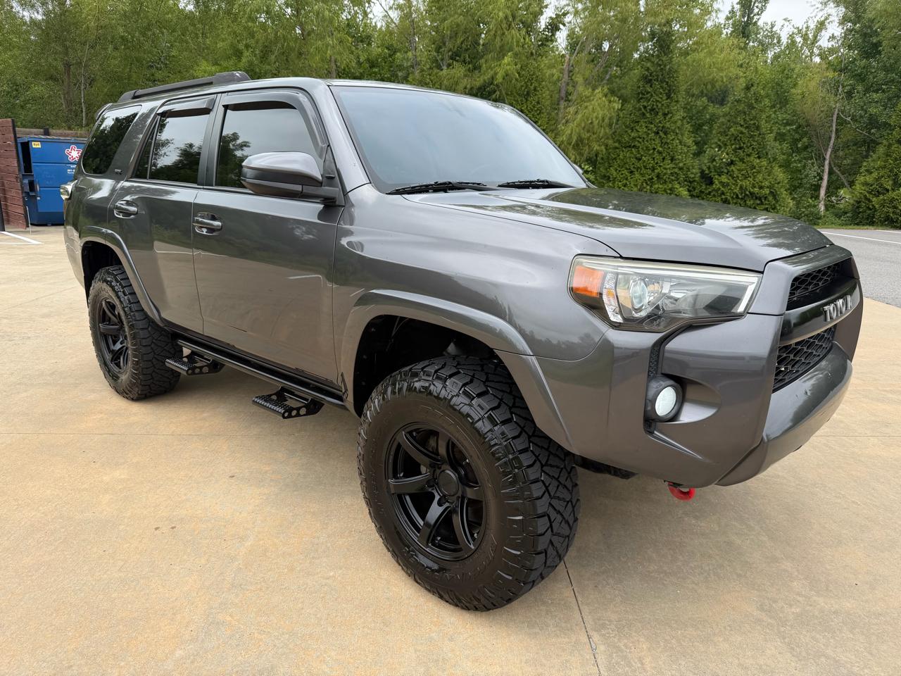 Toyota 4Runner SR5 V6 4WD 2016
