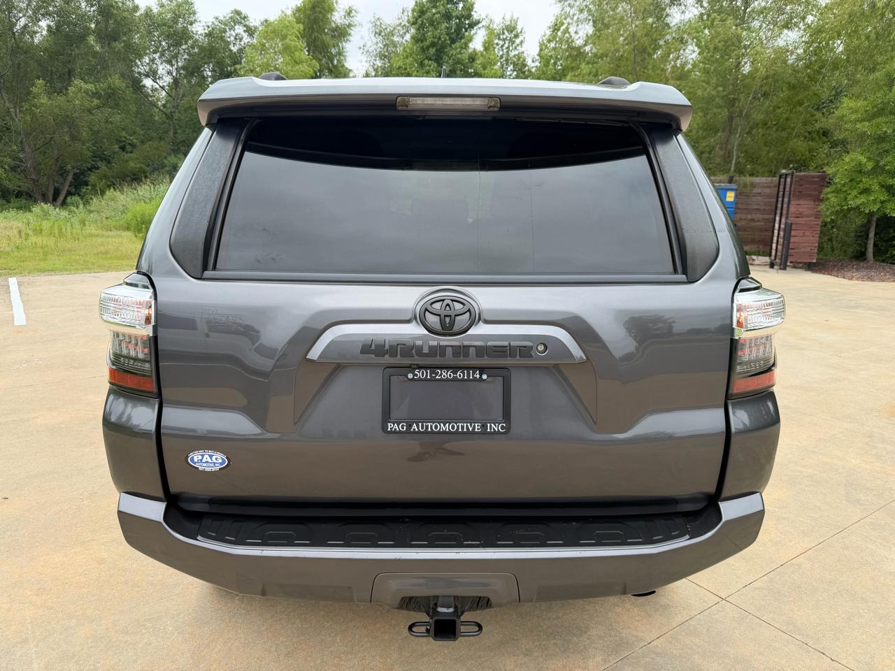 Toyota 4Runner SR5 V6 4WD 2016
