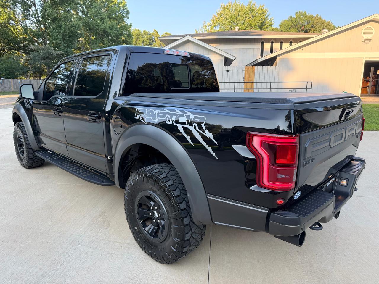 Ford F-150 Raptor SuperCrew 4WD 2019