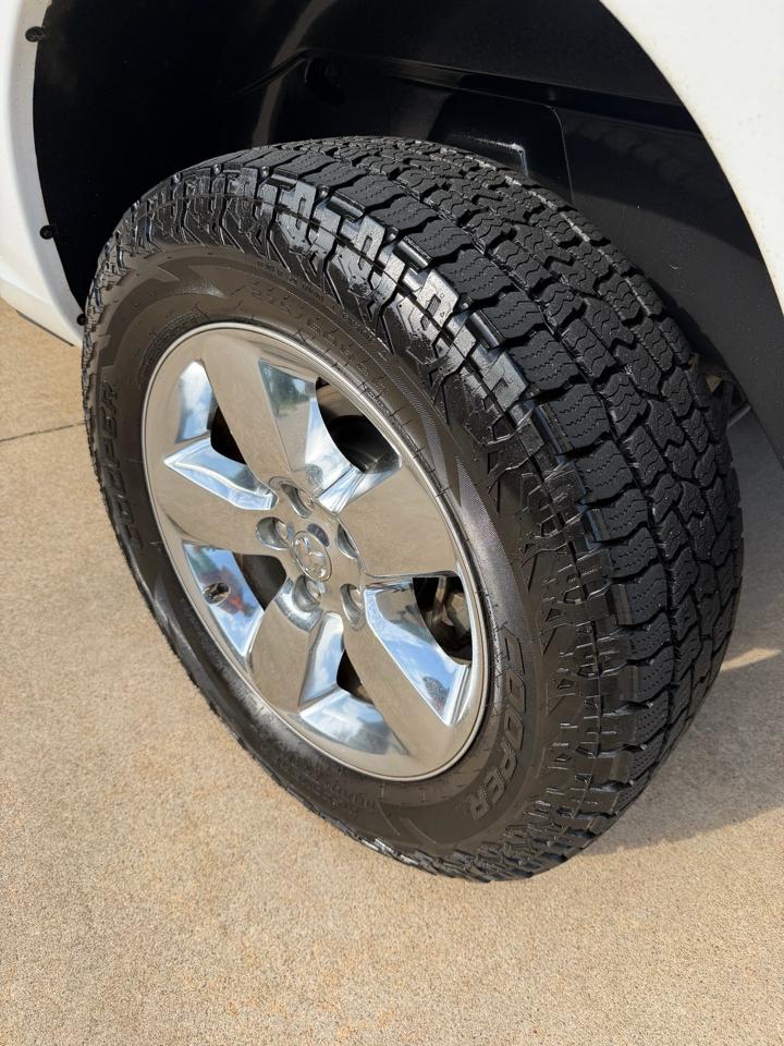RAM 1500 Big Horn Crew Cab 4WD 2018