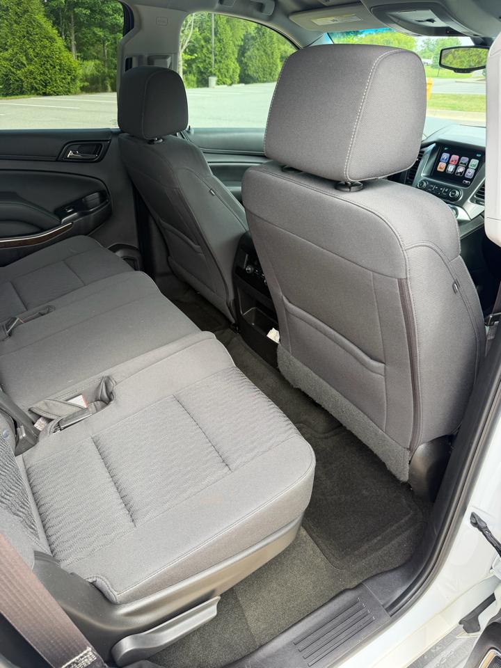 Chevrolet Tahoe LS 4D SUV RWD 2016