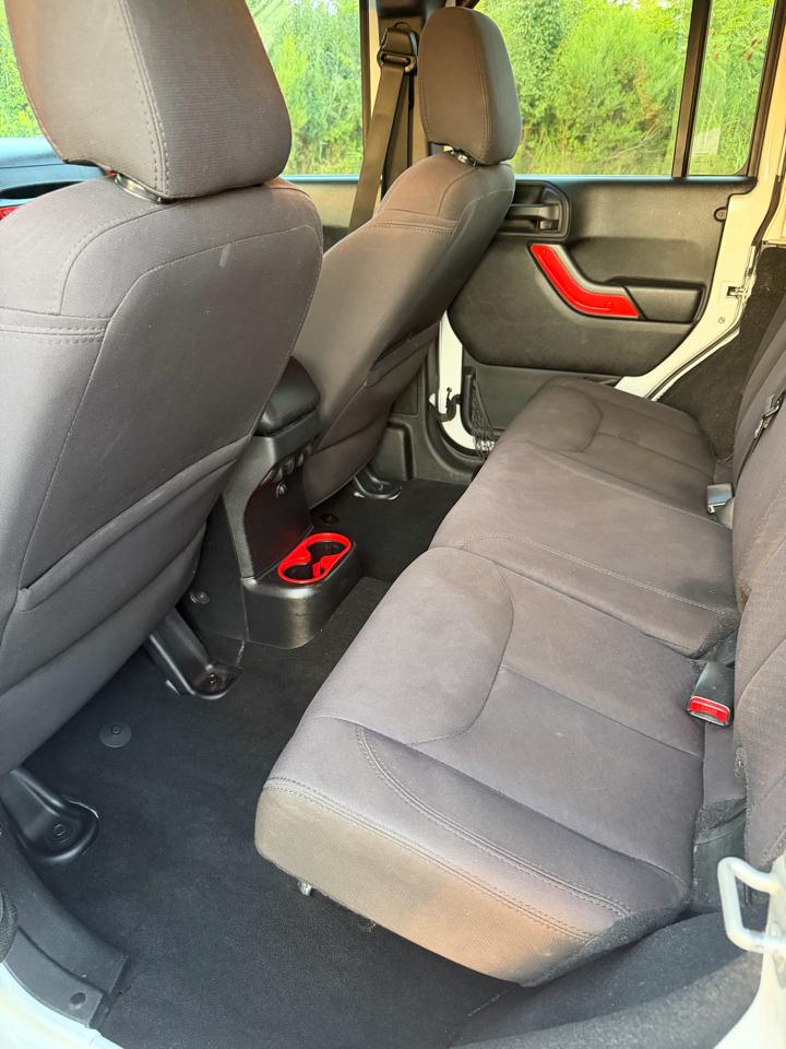 Jeep Wrangler Unlimited Sport 4WD 2015