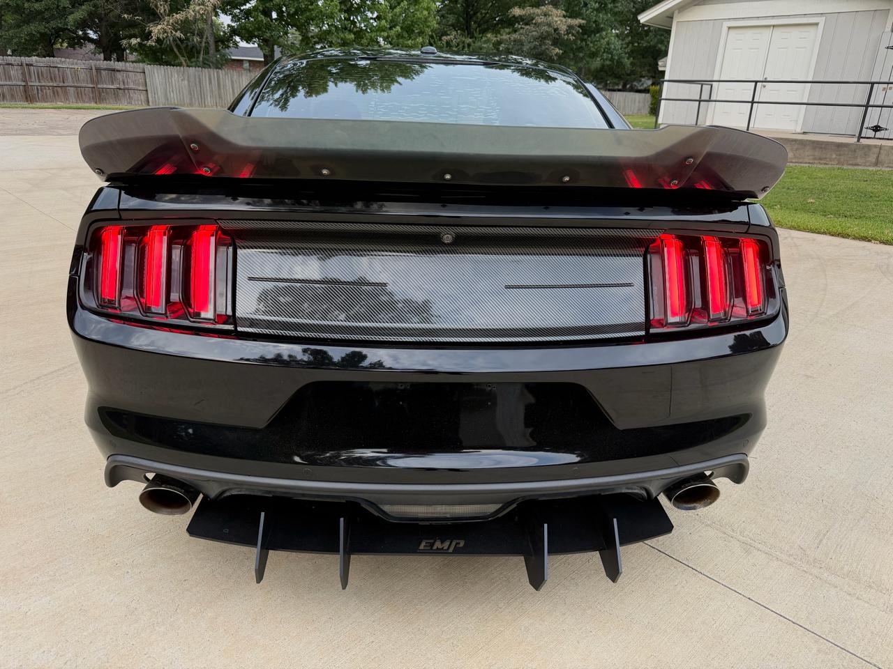 Ford Mustang GT Premium Coupe 2017