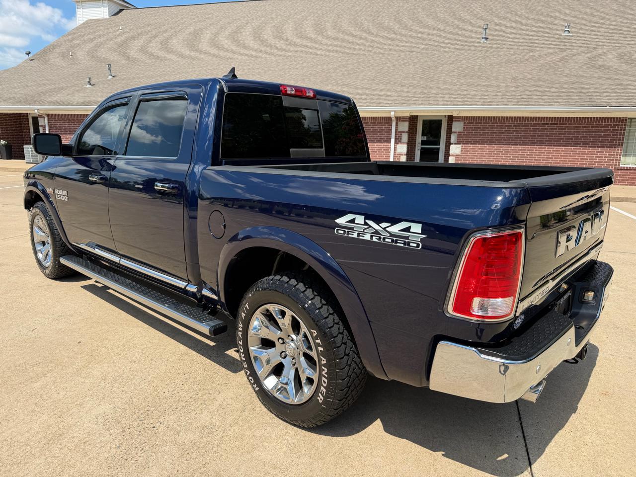 RAM 1500 Limited Longhorn 4x4 Crew Cab 5'7" Box 2016