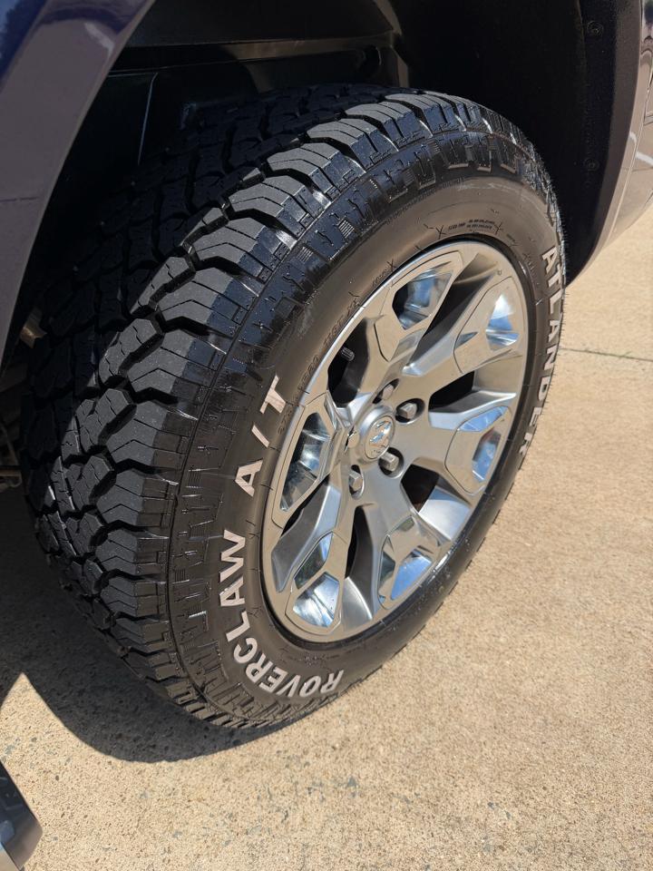 RAM 1500 Limited Longhorn 4x4 Crew Cab 5'7" Box 2016