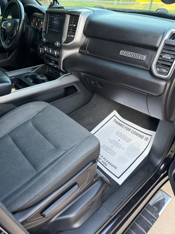 RAM 1500 Big Horn Crew Cab 4WD 2019
