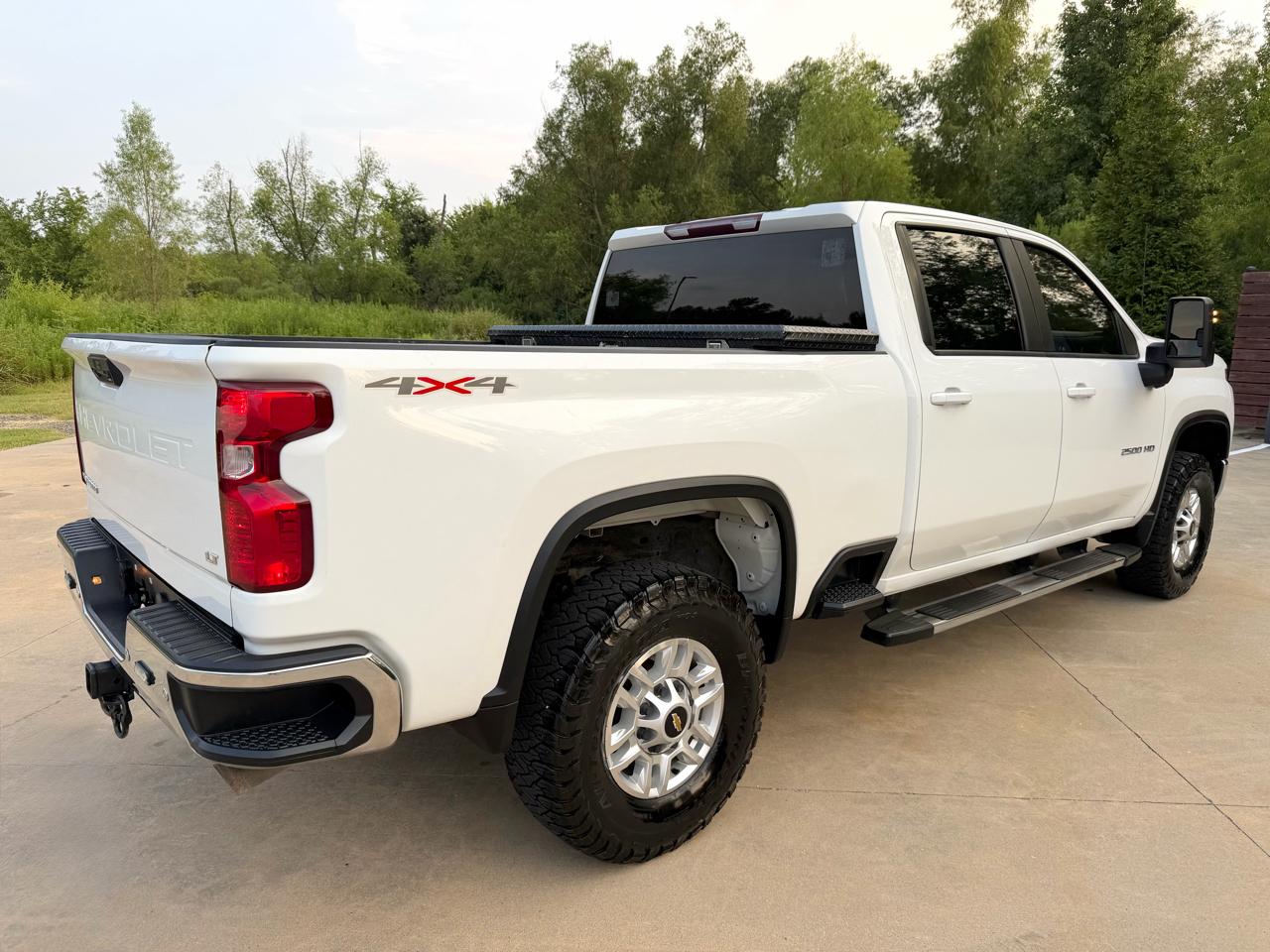 Chevrolet Silverado 2500HD LT Crew Cab 4WD 2022