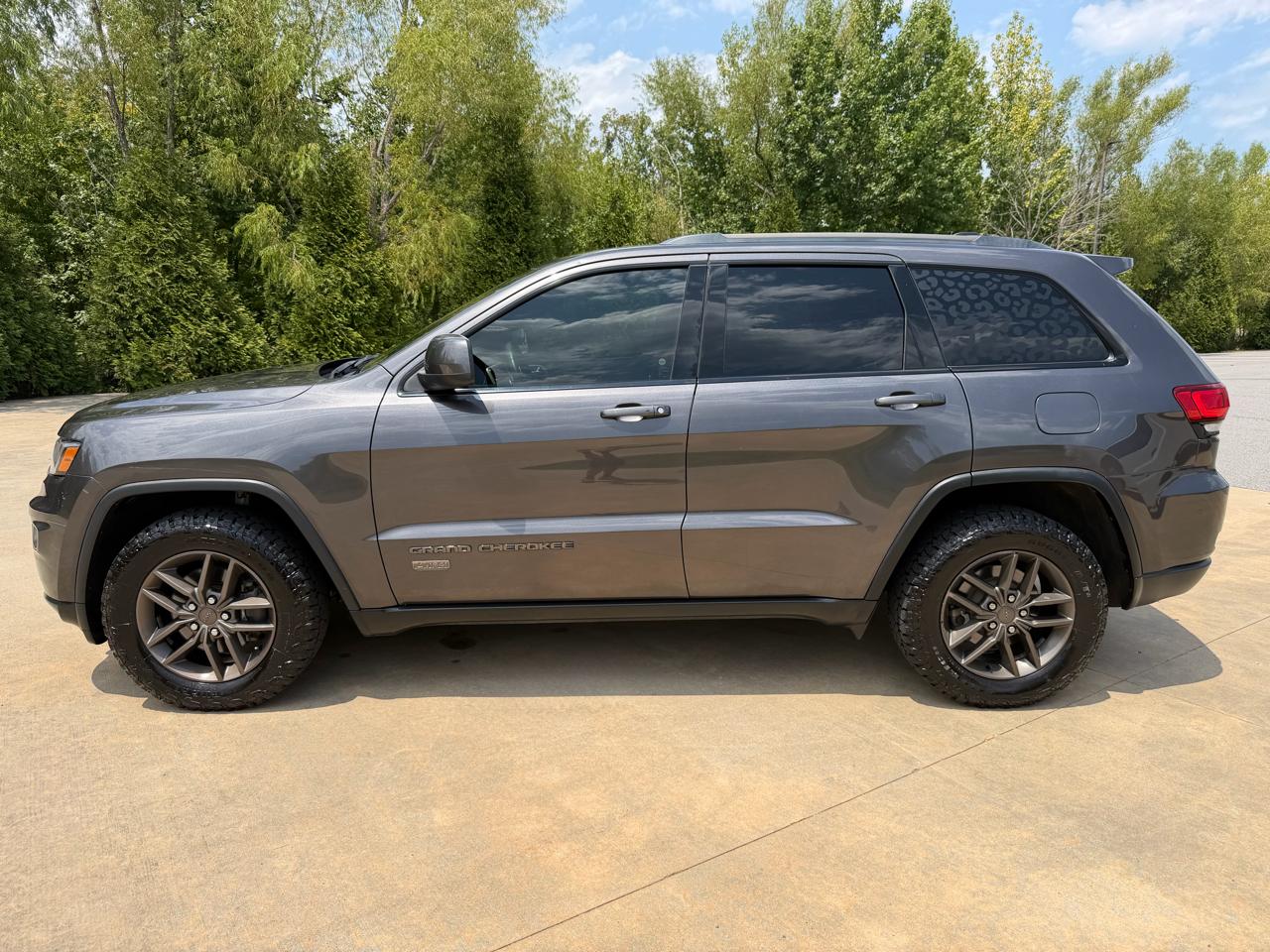 Jeep Grand Cherokee Laredo 2WD 2016