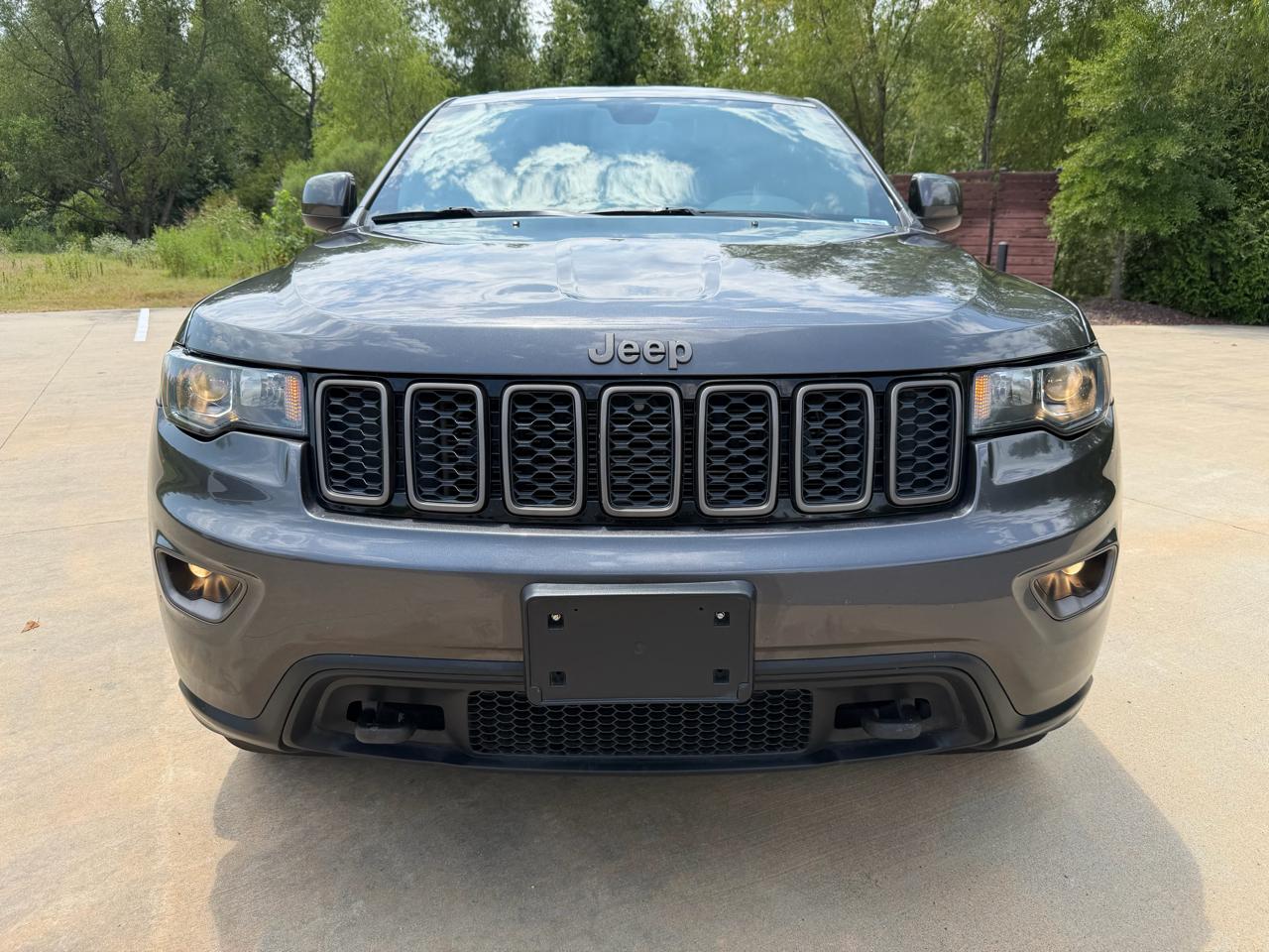 Jeep Grand Cherokee Laredo 2WD 2016
