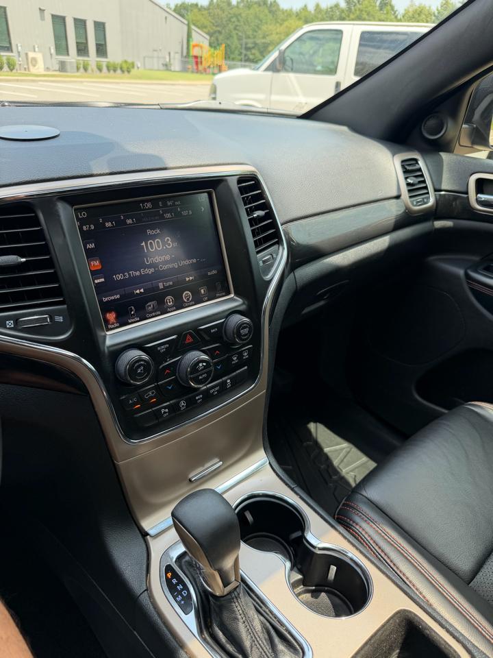 Jeep Grand Cherokee Laredo 2WD 2016