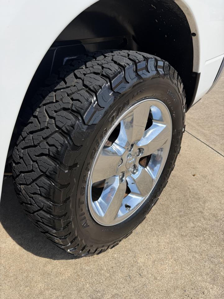 RAM 1500 SLT Crew Cab SWB 2WD 2016