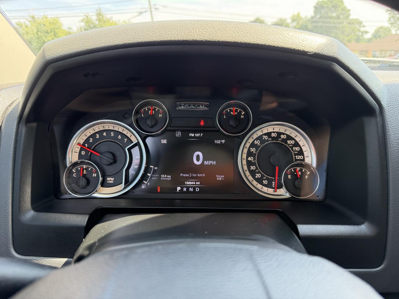 RAM 1500 SLT Crew Cab SWB 2WD 2016