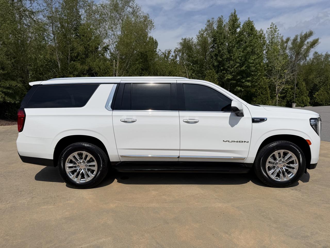 GMC Yukon XL SLT 4WD 2021
