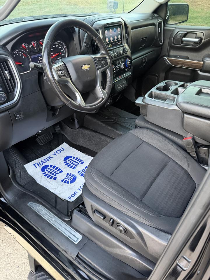 Chevrolet Silverado 1500 LT Crew Cab 4WD 2021