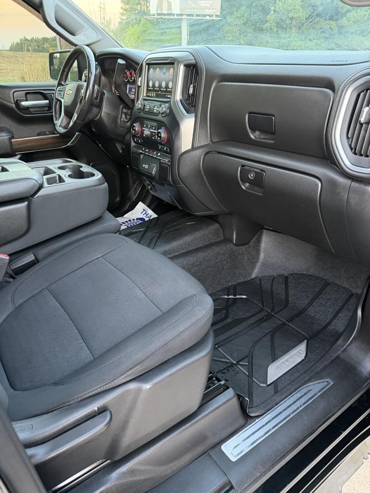 Chevrolet Silverado 1500 LT Crew Cab 4WD 2021