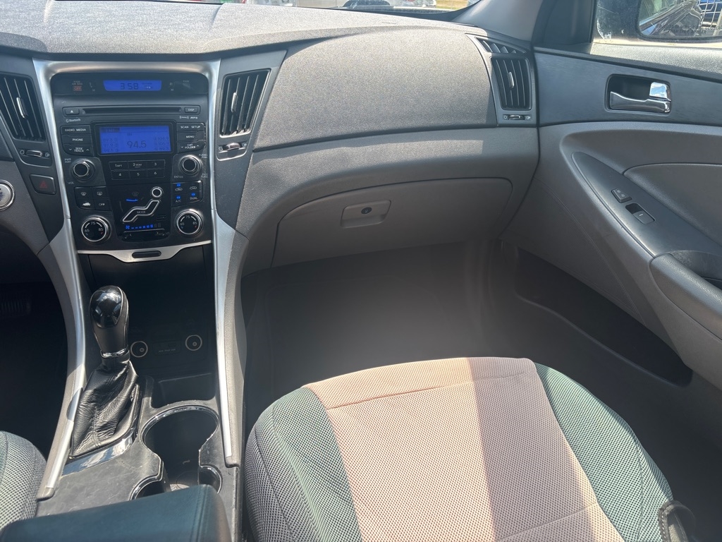 Hyundai Sonata SE Auto 2012 Hyundai Sonata SE Auto 2012