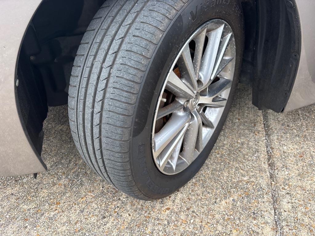 Toyota Corolla LE CVT 2015