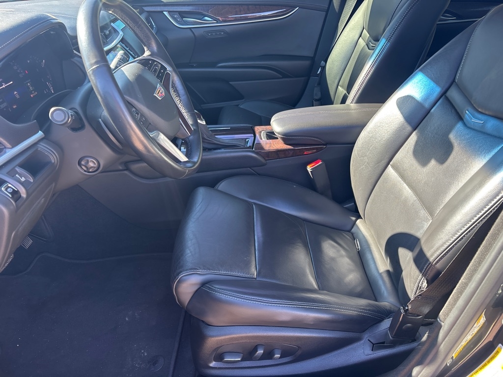 Cadillac XTS Luxury FWD 2016