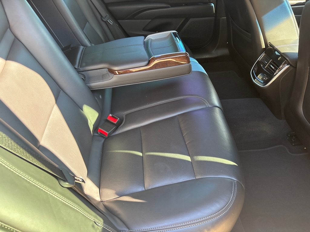 Cadillac XTS Luxury FWD 2016