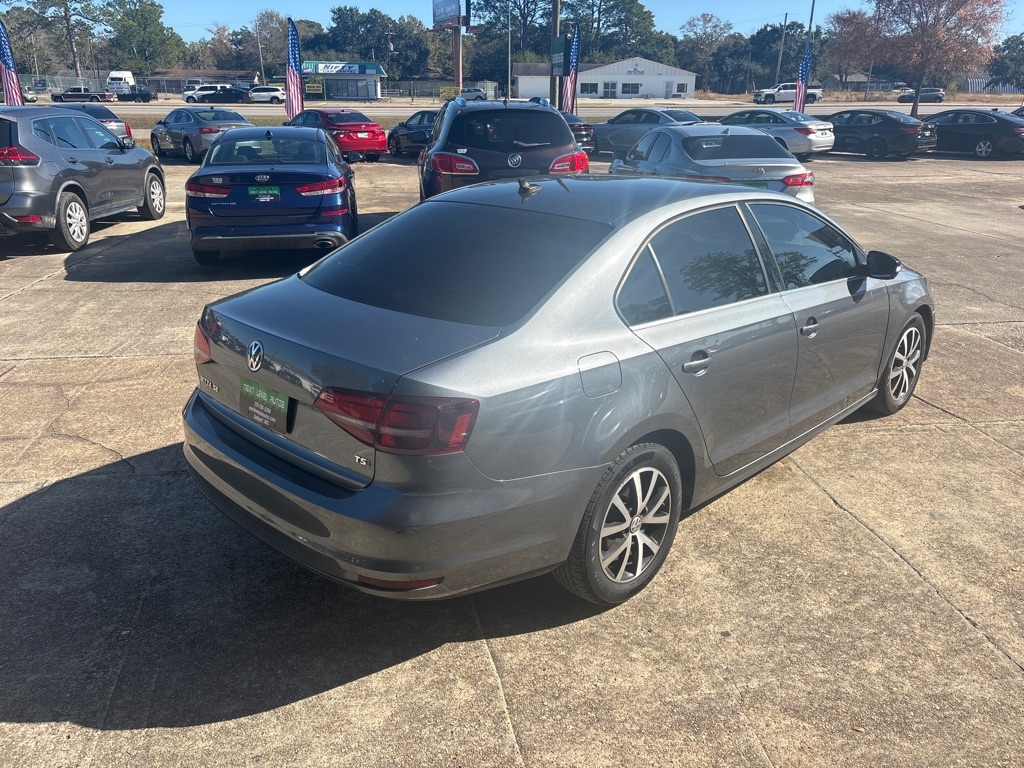 Volkswagen Jetta 1.4T SE 6A 2017