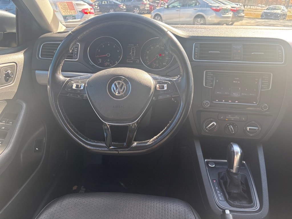 Volkswagen Jetta 1.4T SE 6A 2017