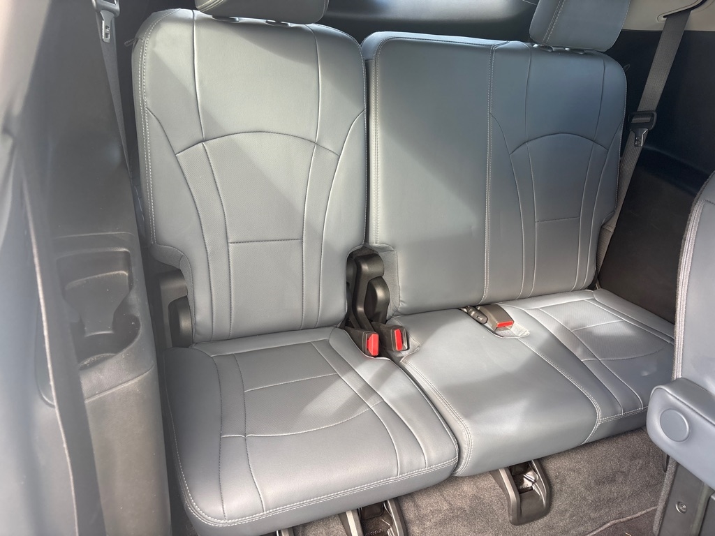 Buick Enclave Essence FWD 2018