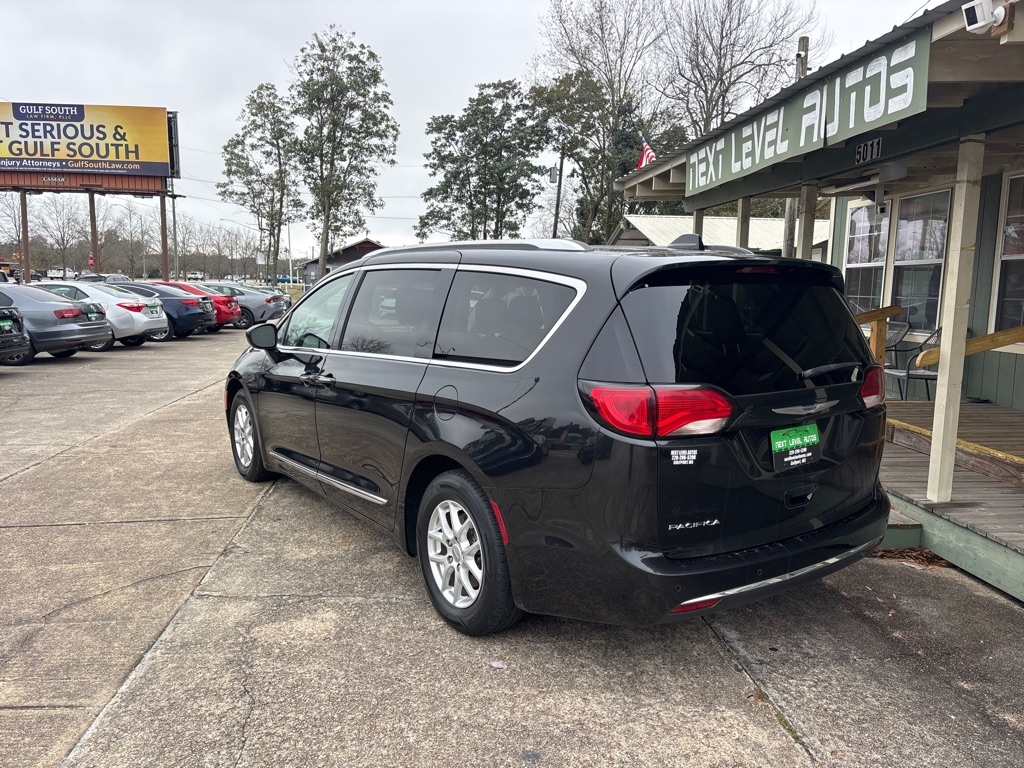 Chrysler Pacifica Touring-L 2020