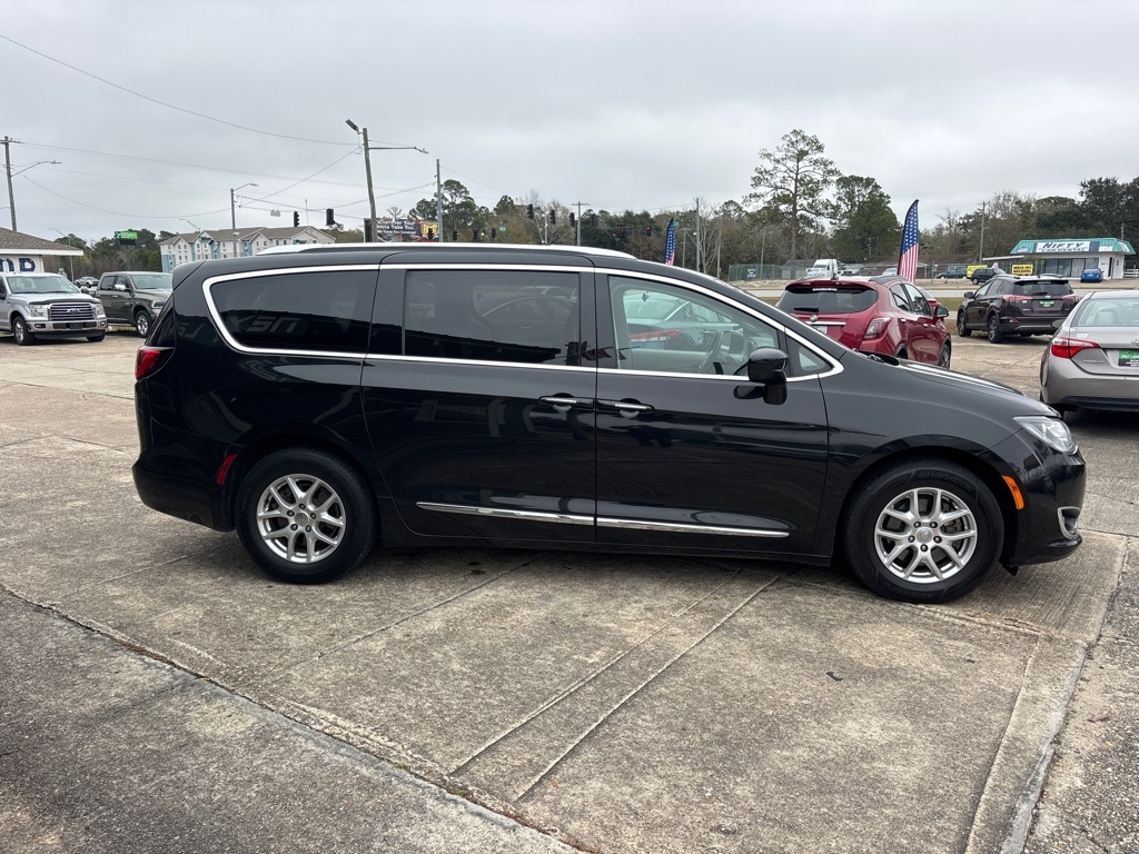 Chrysler Pacifica Touring-L 2020