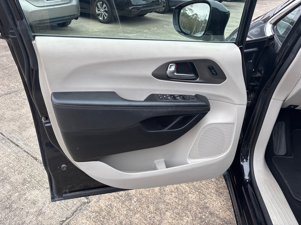 Chrysler Pacifica Touring-L 2020