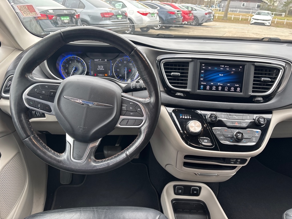 Chrysler Pacifica Touring-L 2020