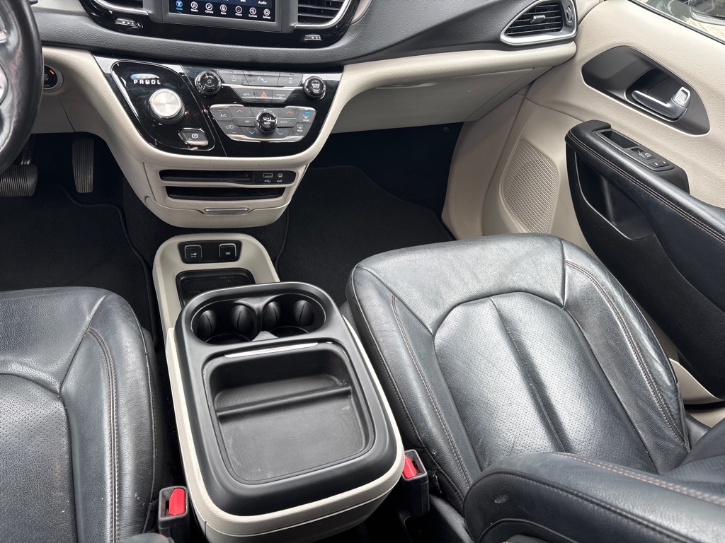 Chrysler Pacifica Touring-L 2020