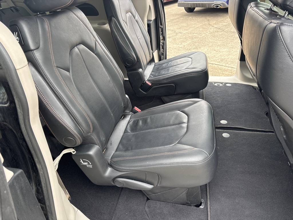 Chrysler Pacifica Touring-L 2020