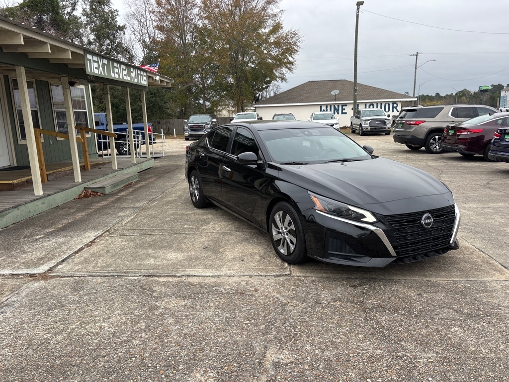 Nissan Altima 2.5 S 2023