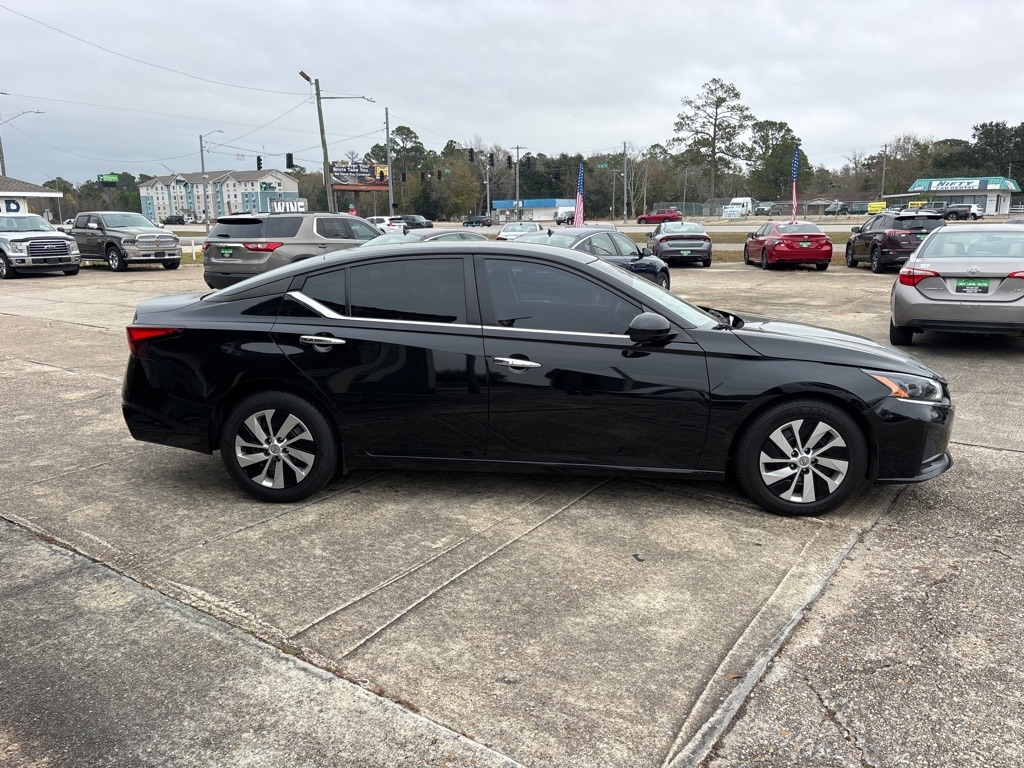 Nissan Altima 2.5 S 2023