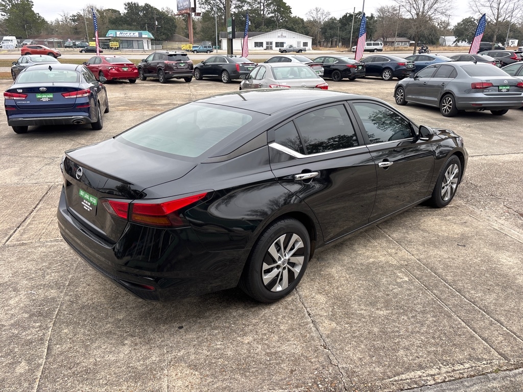 Nissan Altima 2.5 S 2023