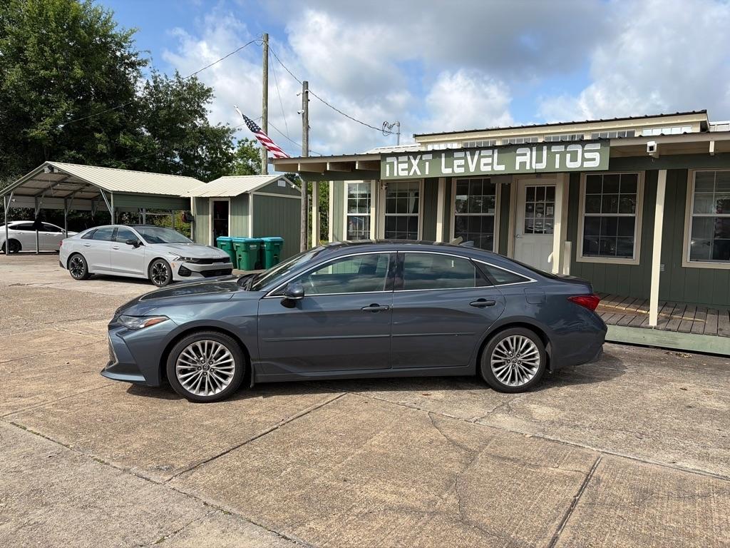 Toyota Avalon Limited 2019