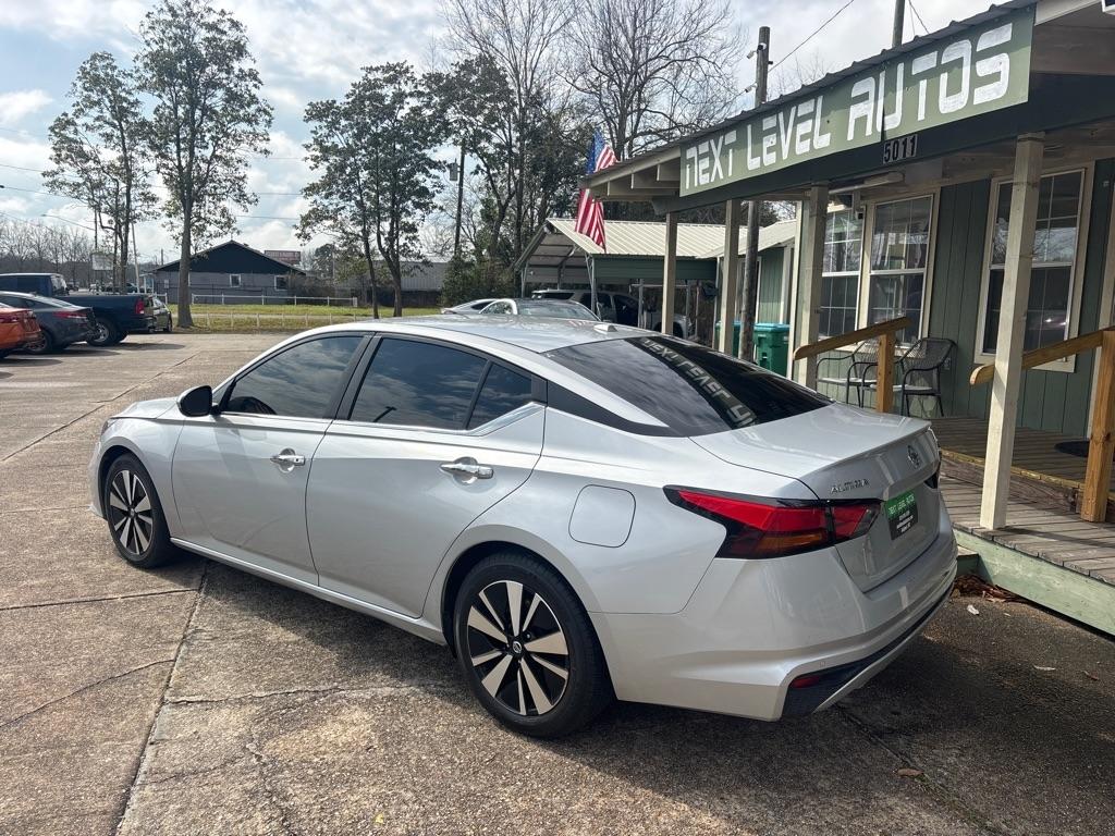 Nissan Altima 2.5 SV 2022