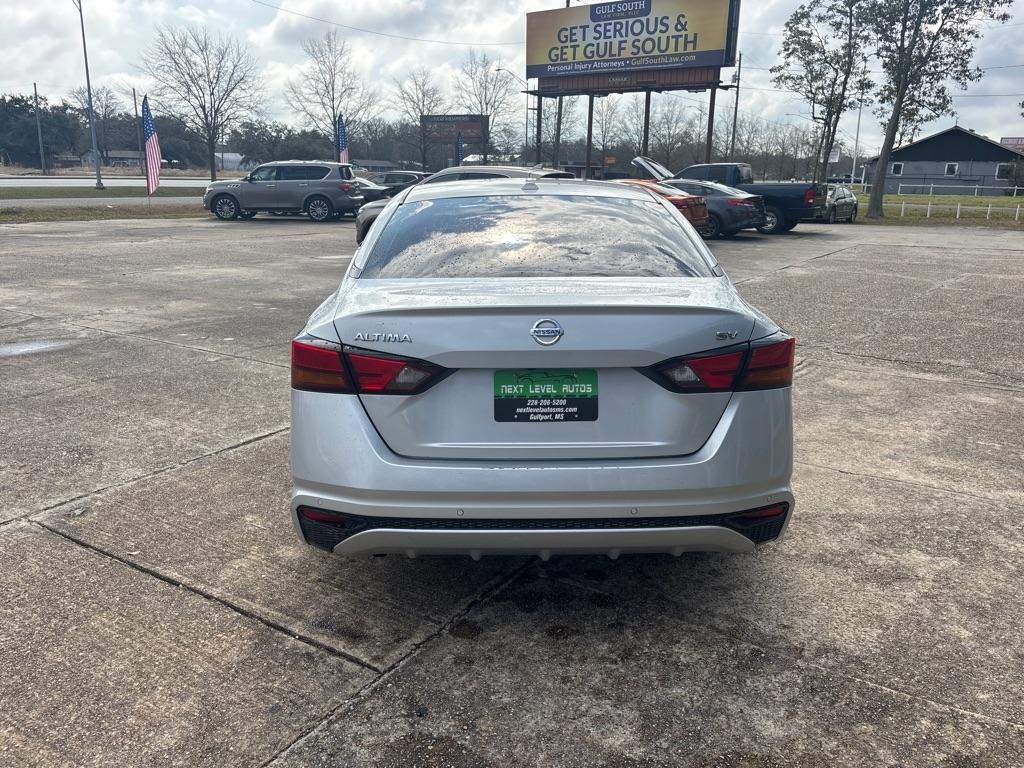 Nissan Altima 2.5 SV 2022