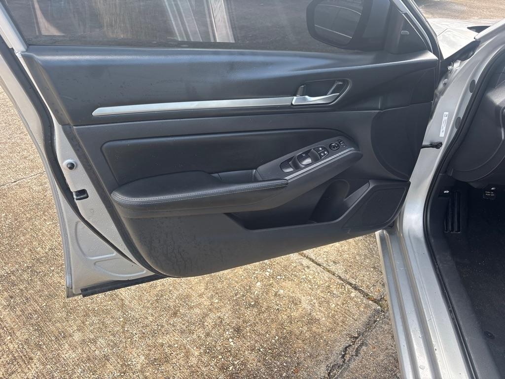 Nissan Altima 2.5 SV 2022