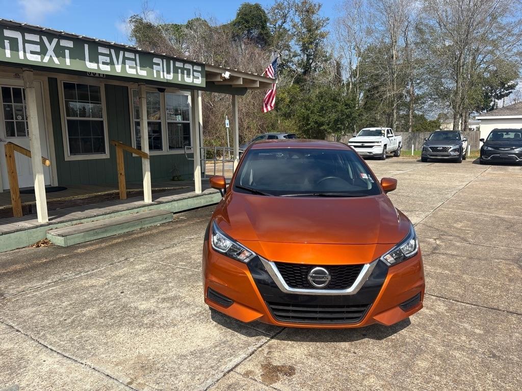 Nissan Versa SV 2022