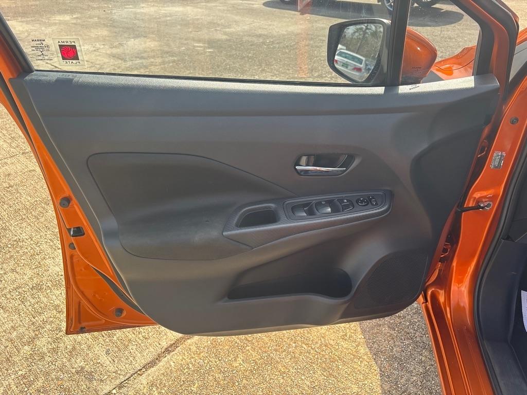 Nissan Versa SV 2022