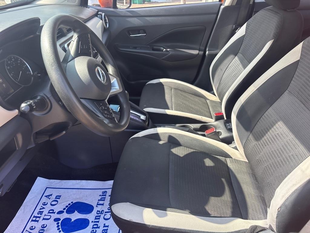 Nissan Versa SV 2022