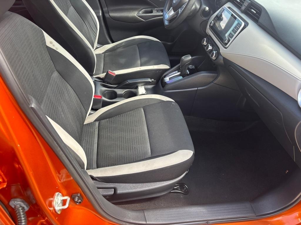 Nissan Versa SV 2022